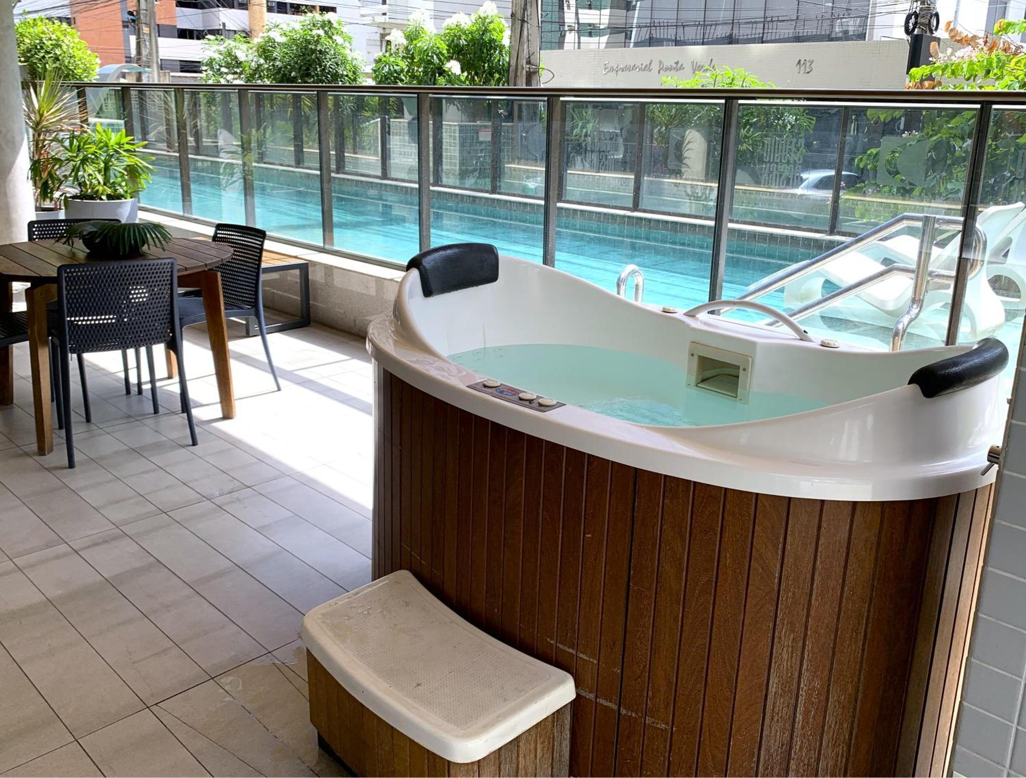Ponta 250m I Feirinha Do Artesanato I Piscina I Academia
